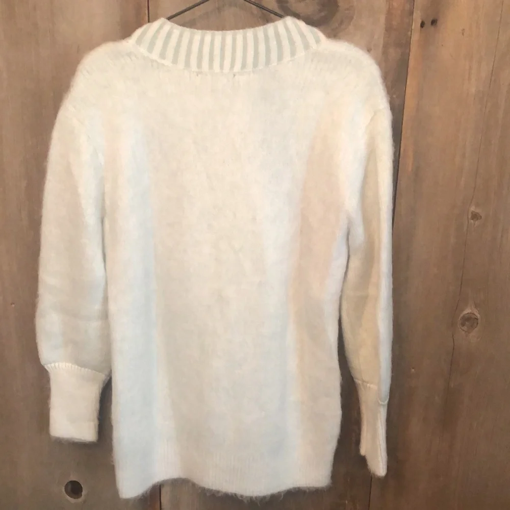 Express Fuzzy V-Neck Sweater Blue Green Size XS Women’s